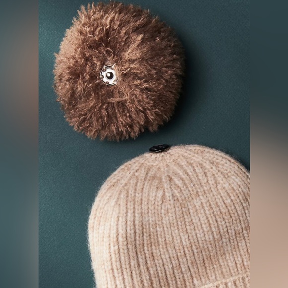 ANTHROPOLOGIE PIC-A-Pom FLUFFY TOPPER - Picture 3 of 8